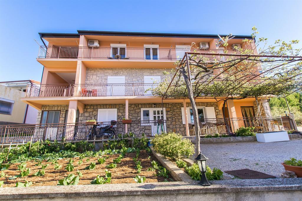 Nediljka Apartment Starigrad Paklenica